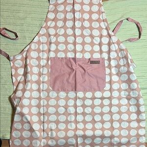 Home Collection Pink and White Polka Dot Apron